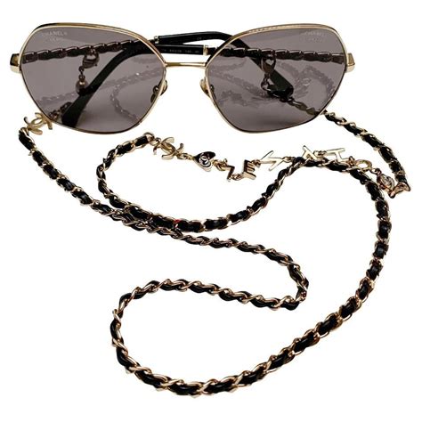 Chanel Glasses Chain .